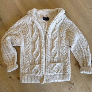 Size Medium 100% Wool Hooded Zip Up Chunky Knit Sweater Fisherman Cable Knit Ivory